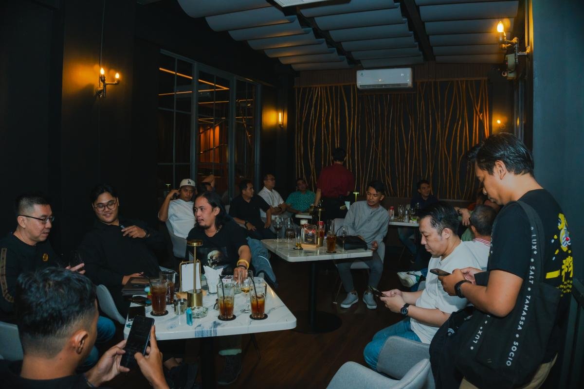 Wine Palace activity photo